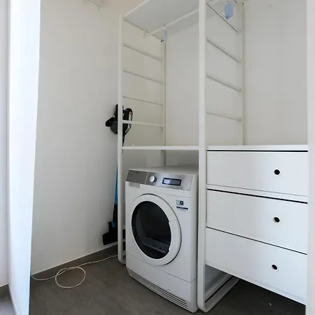 Modern Close To Shopping District * Milan